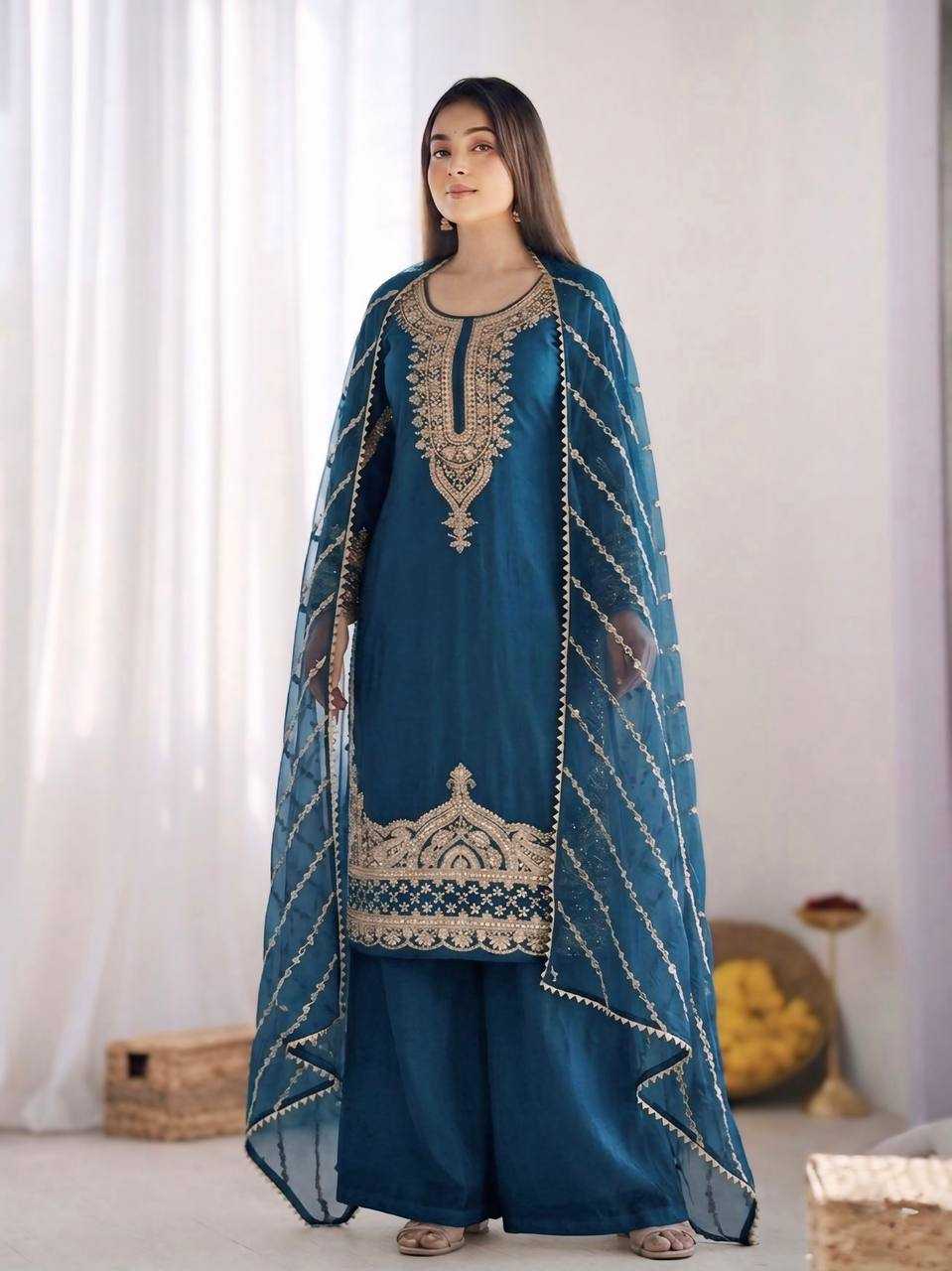 Fendy Embroidery Suit