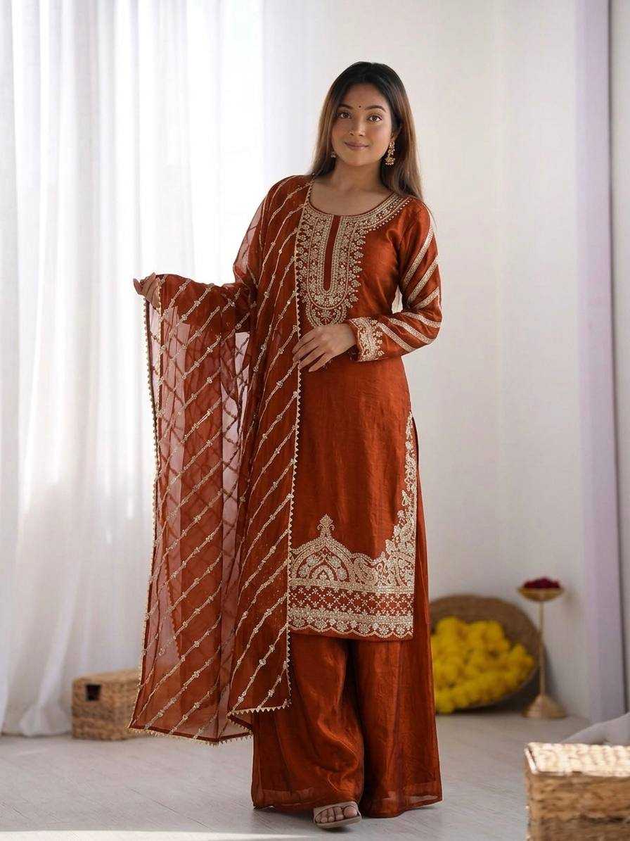 Fendy Embroidery Suit
