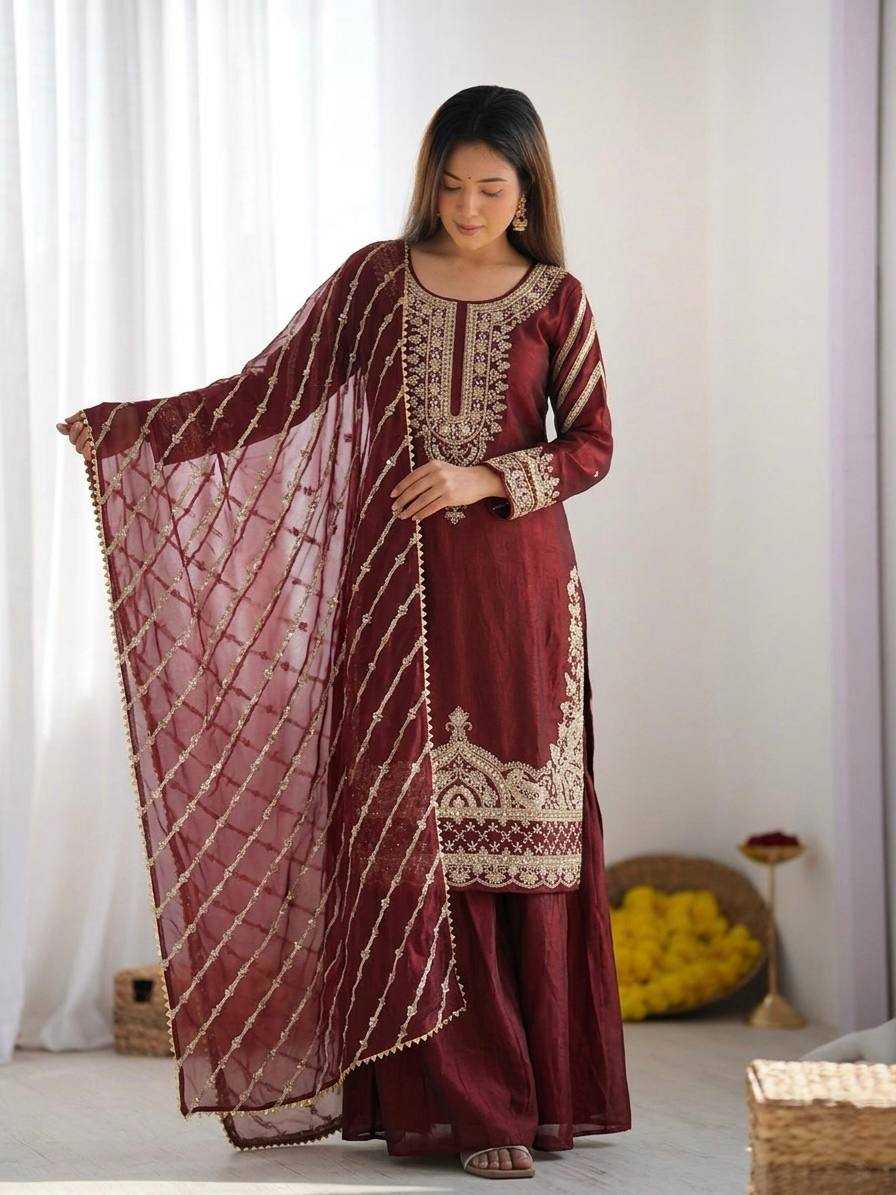 Fendy Embroidery Suit
