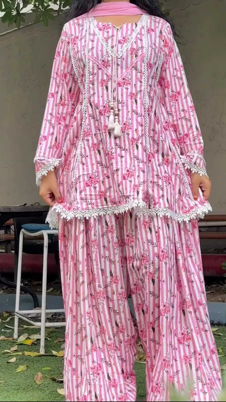 Crepe Ladies Suit