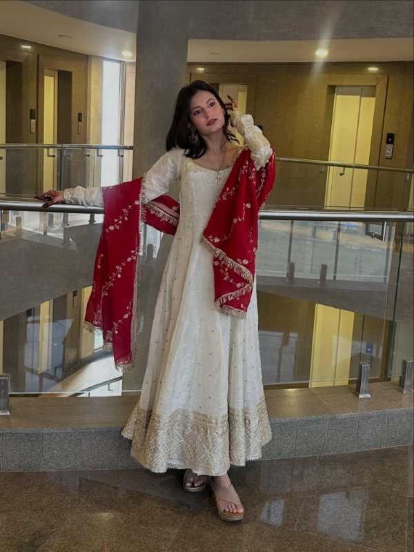Heavy Chinnon Silk Embroidery Suit