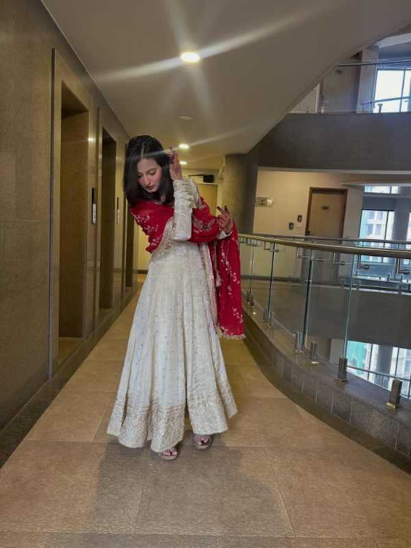 Heavy Chinnon Silk Embroidery Suit