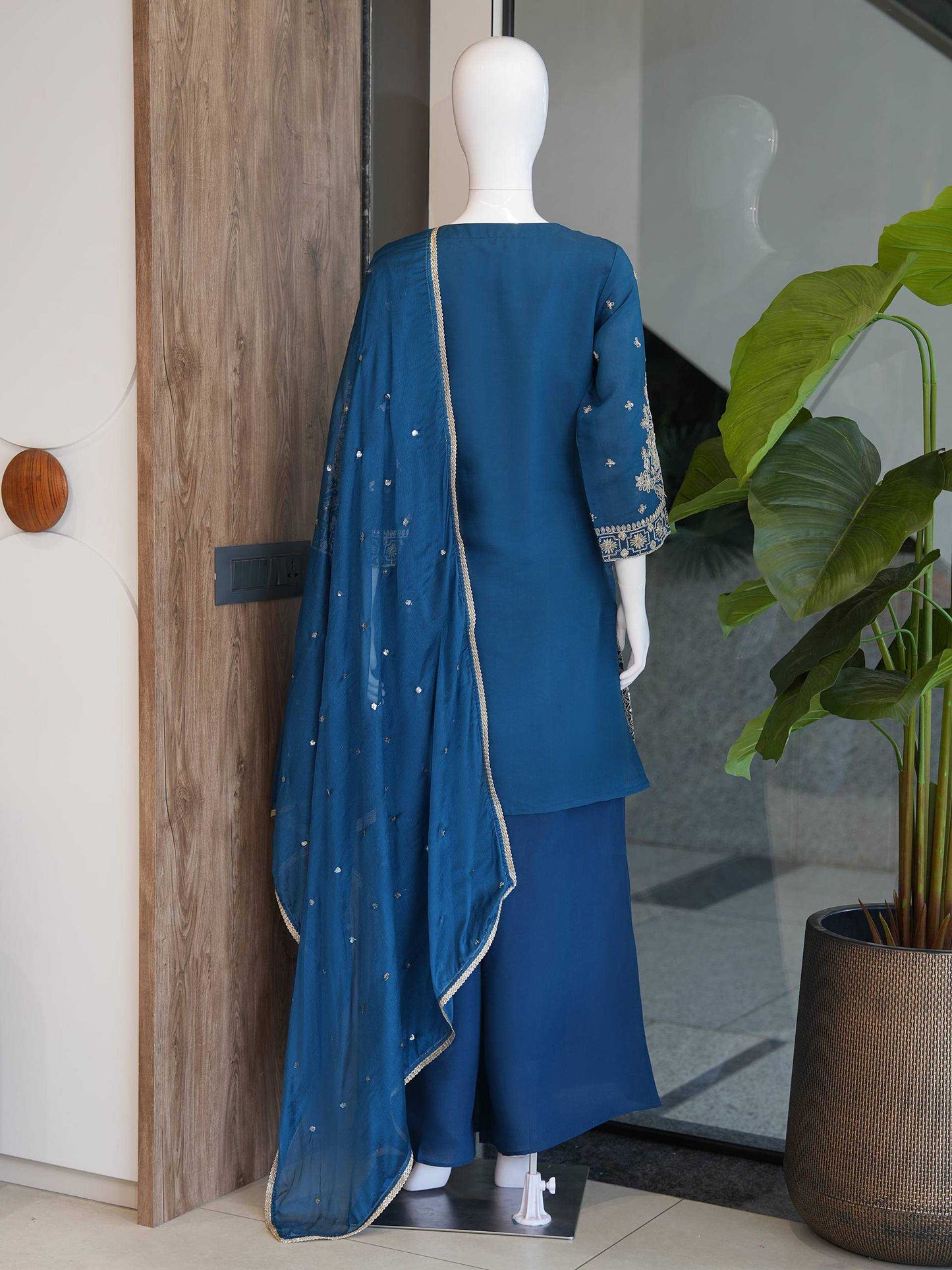 Heavy Roman Silk Embroidery Suit