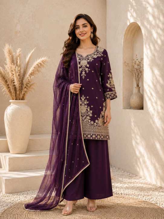 Heavy Roman Silk Embroidery Suit