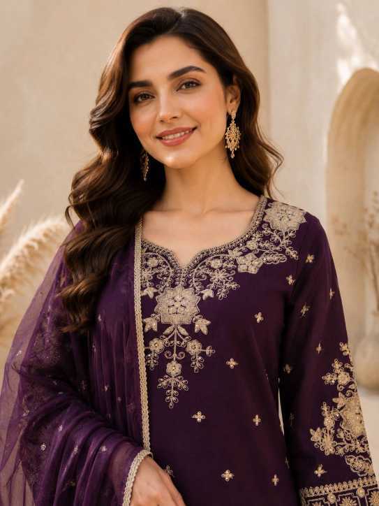 Heavy Roman Silk Embroidery Suit