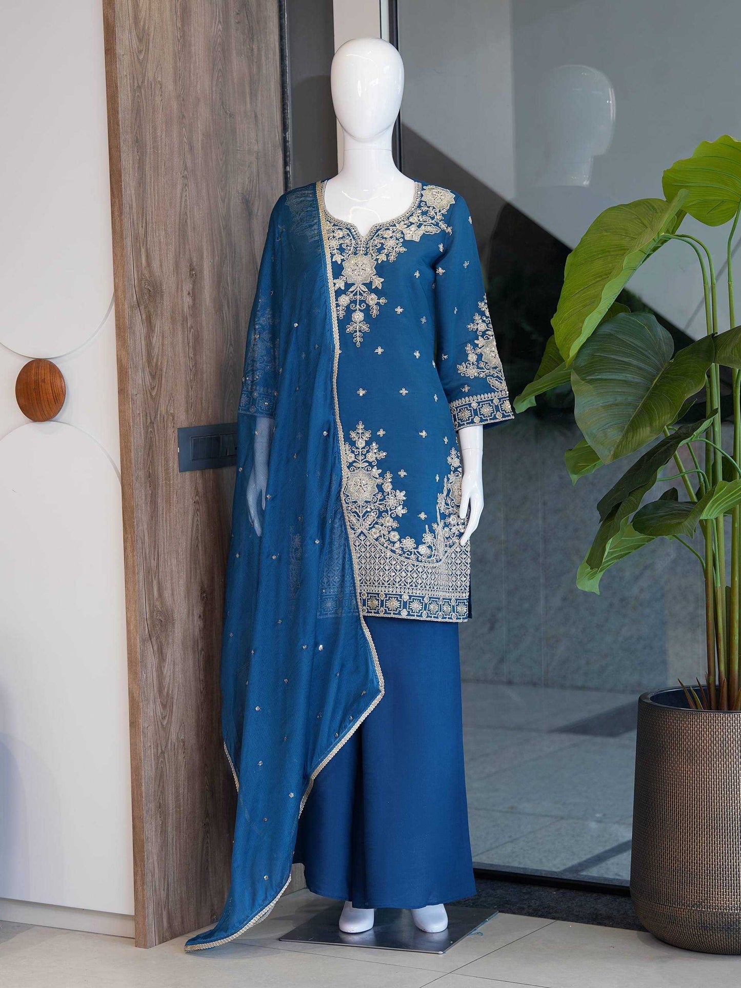 Heavy Roman Silk Embroidery Suit