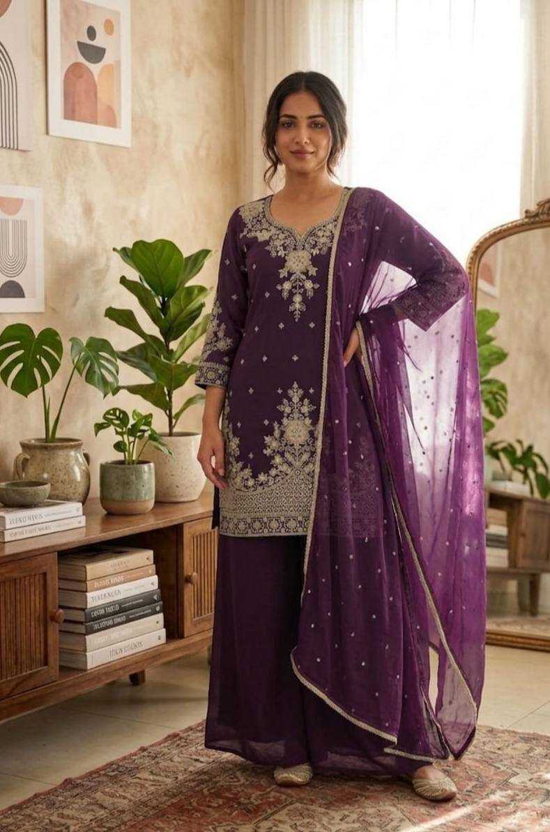 Heavy Roman Silk Embroidery Suit