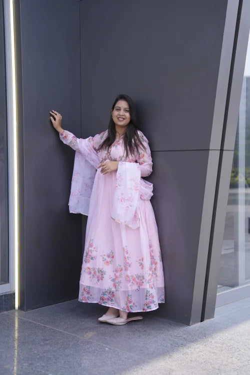 Himani Tabby Silk Printed Gown