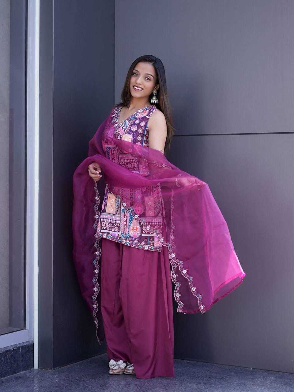 Shilpa Satin Ladies Suit