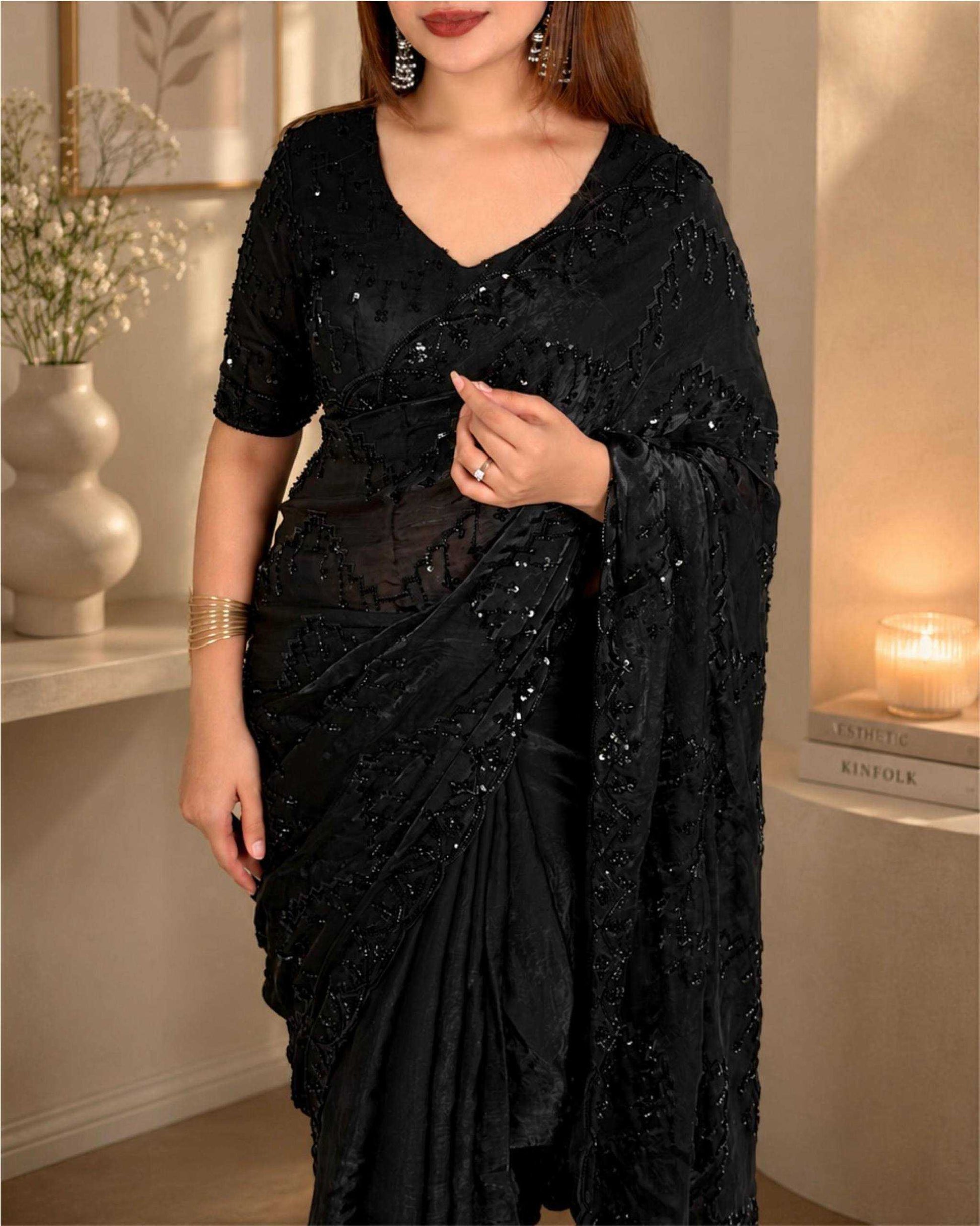 Fendy Embroidered Saree