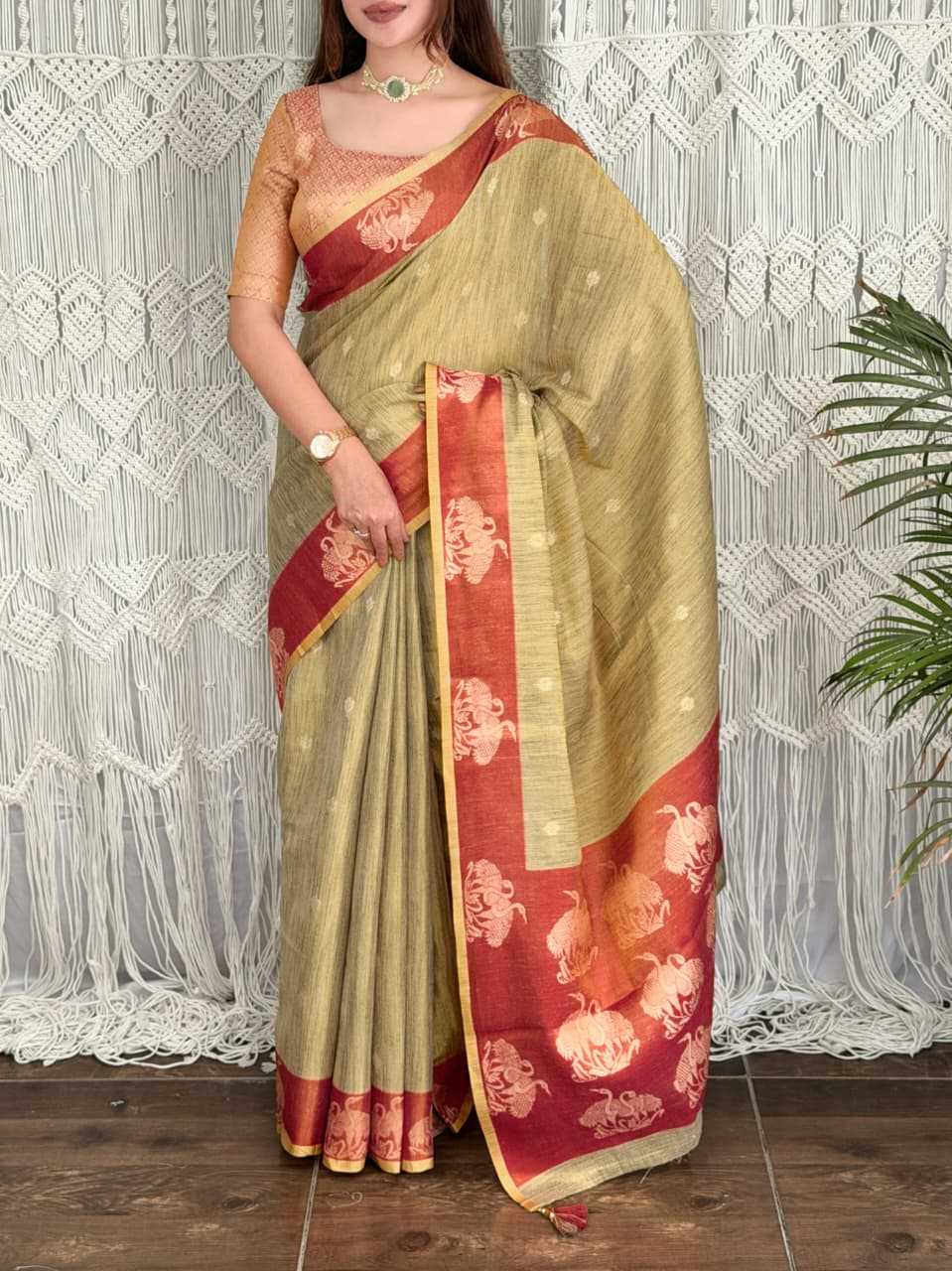 Hanshini Soft Cotton Silk Saree