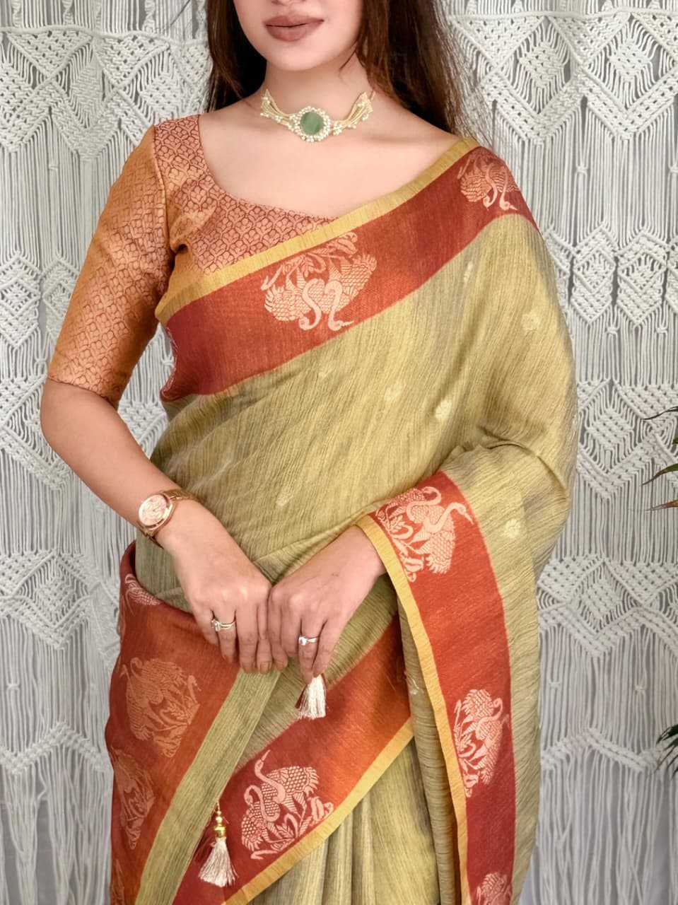 Hanshini Soft Cotton Silk Saree