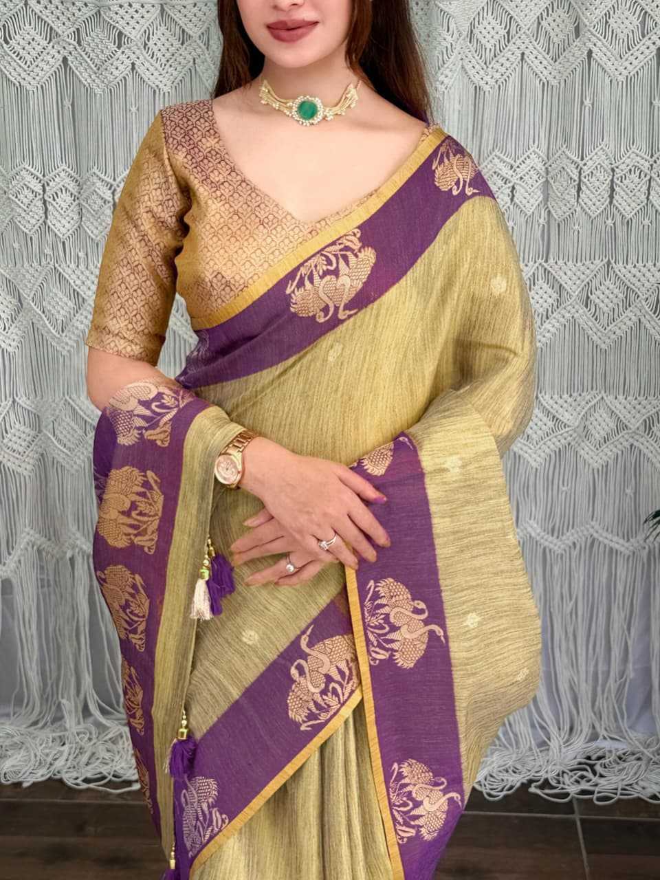 Hanshini Soft Cotton Silk Saree