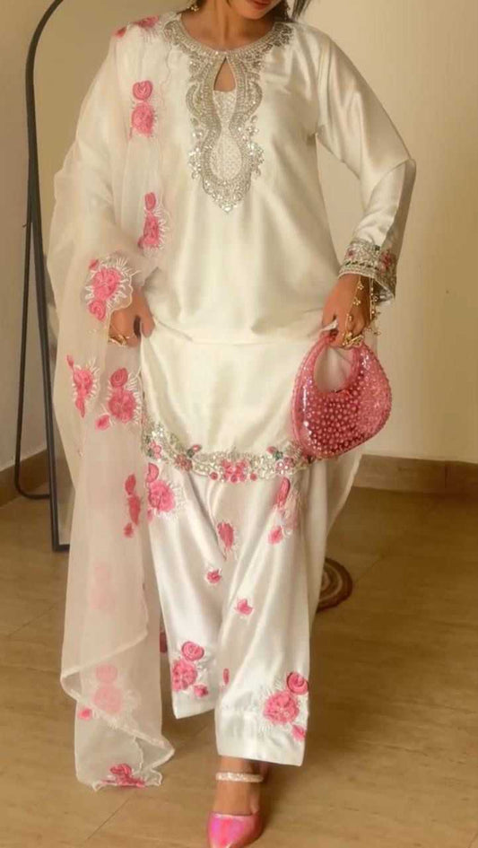 Japan Sartin Embroidery Suit