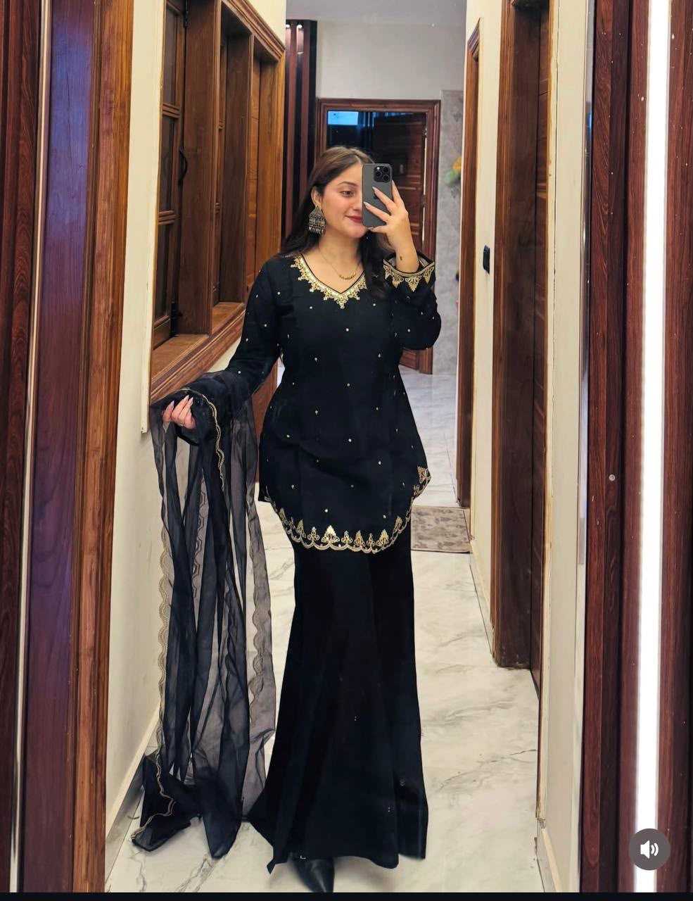 Embroidery Suit