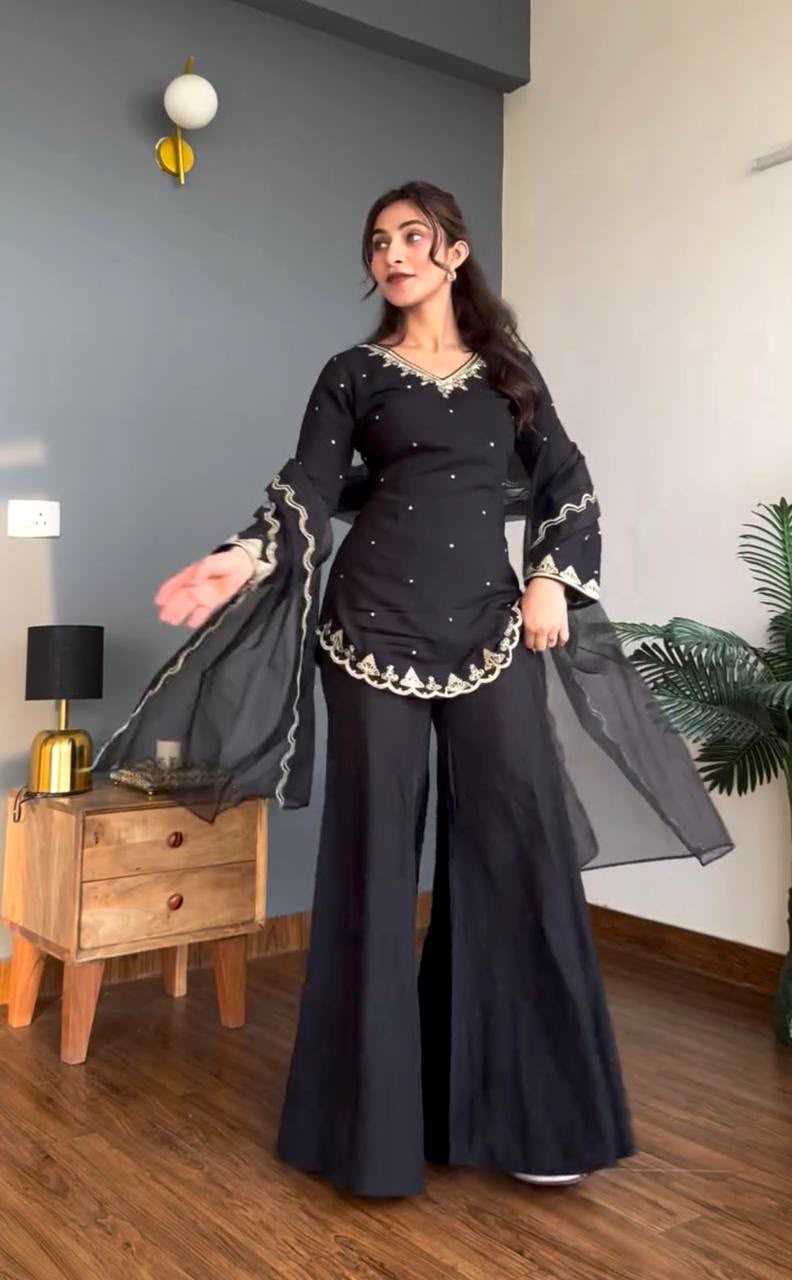 Embroidery Suit