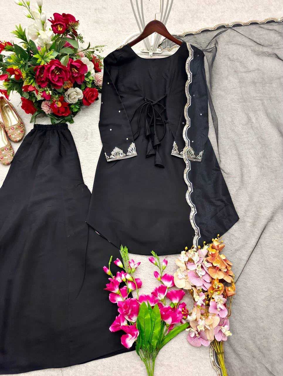 Embroidery Suit