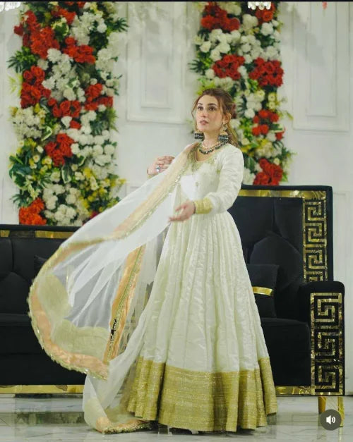 Design Pure Silk Embroidery Gown