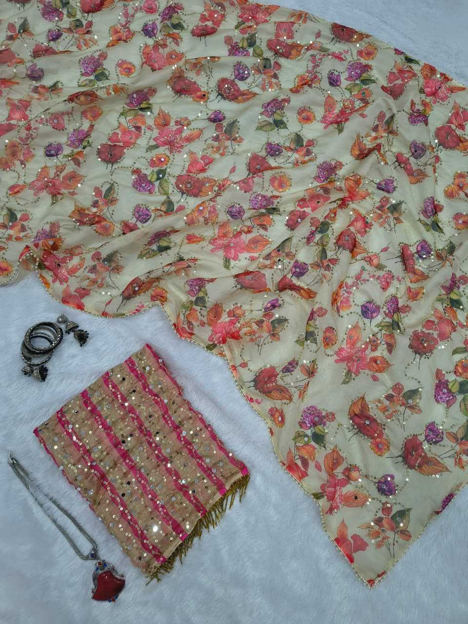 Tabby Silk Traditional Saree