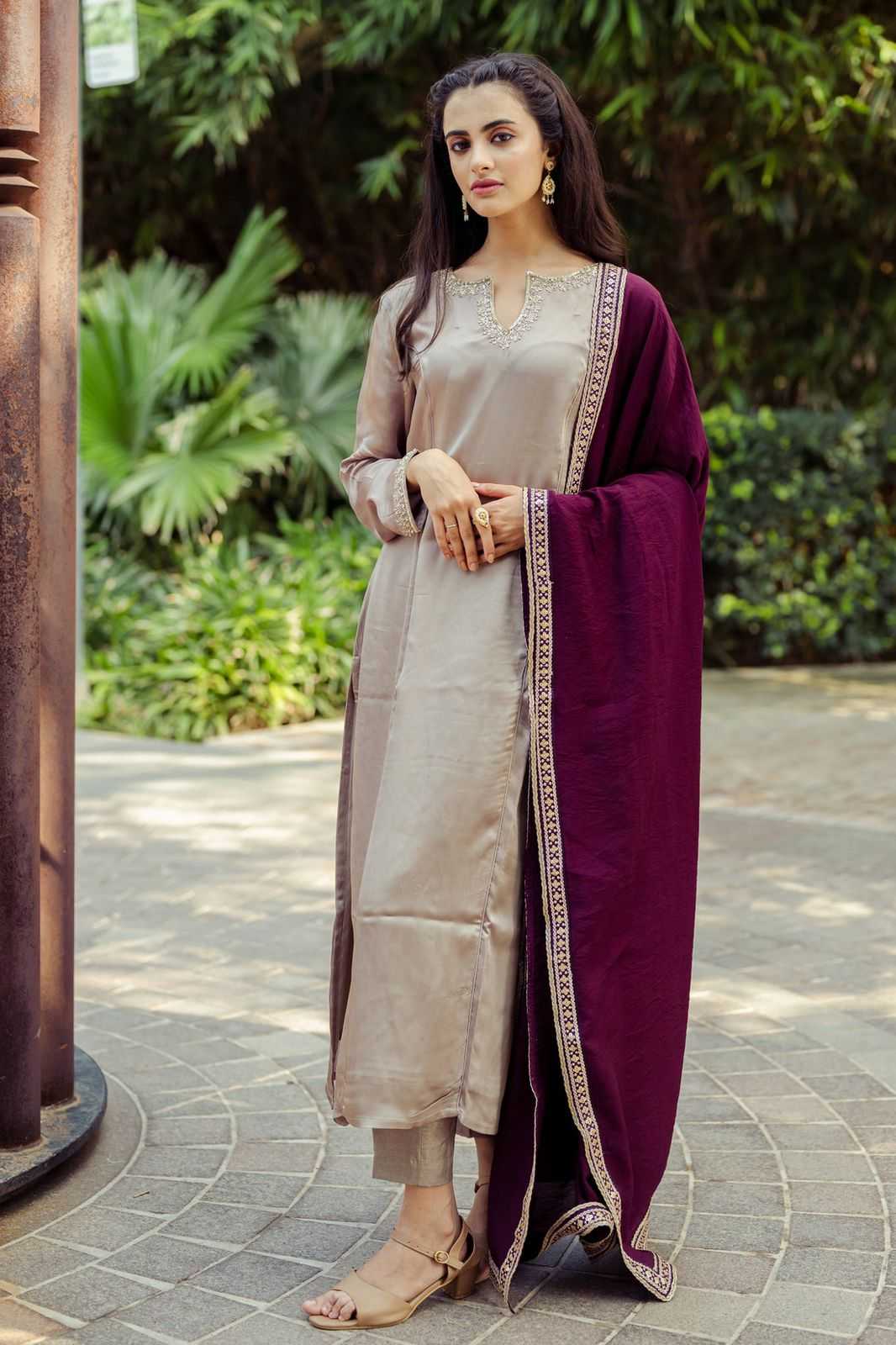 Heavy Roman Silk Embroidery Suit