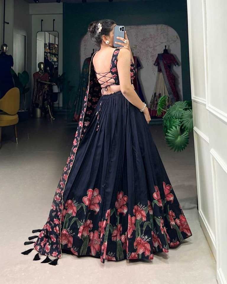 Dola Silk Traditional Lehenga