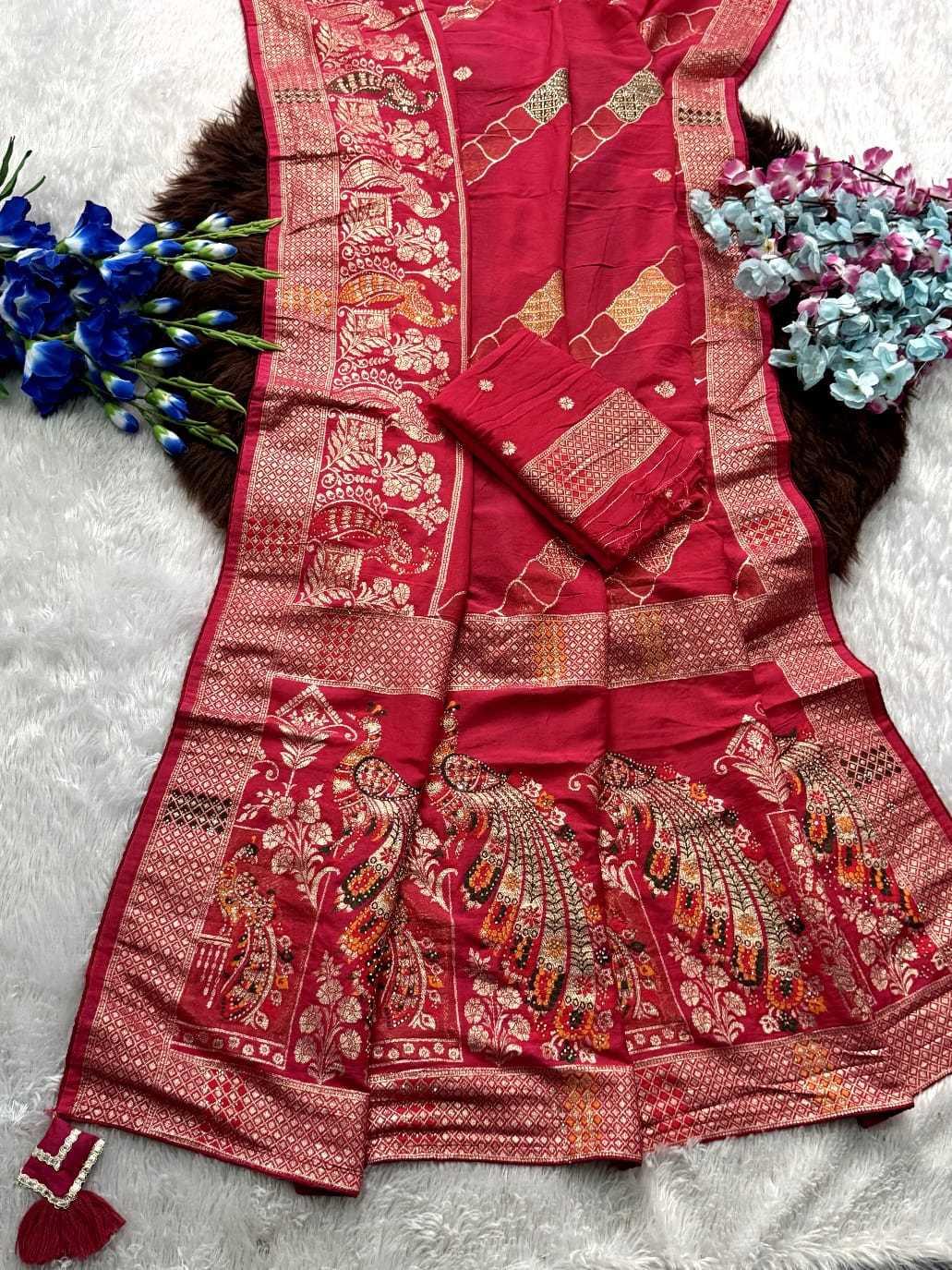 Dola Silk Banarasi Saree