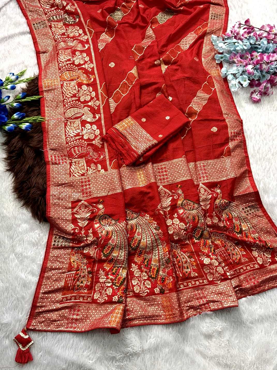 Dola Silk Banarasi Saree