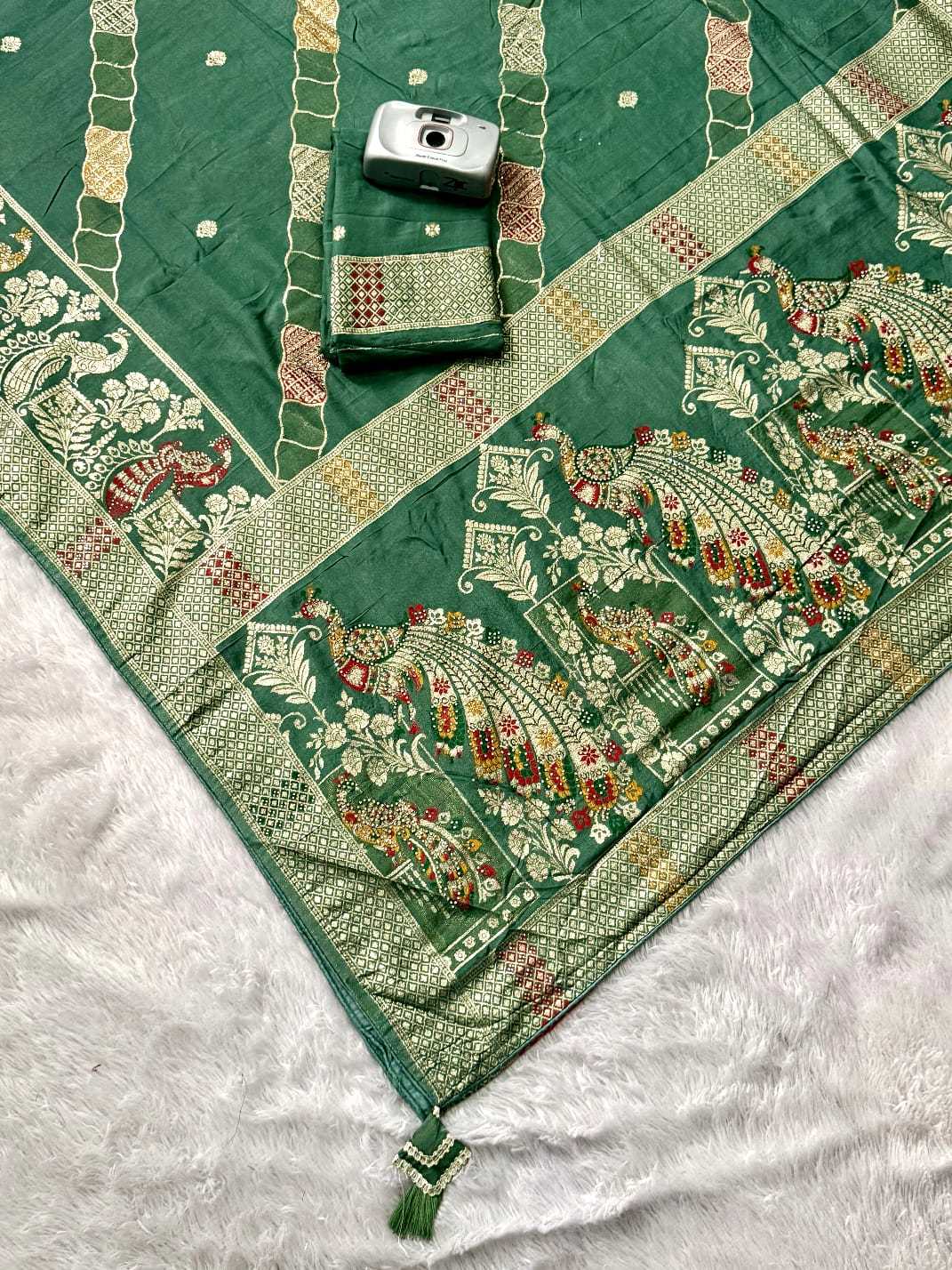 Dola Silk Banarasi Saree