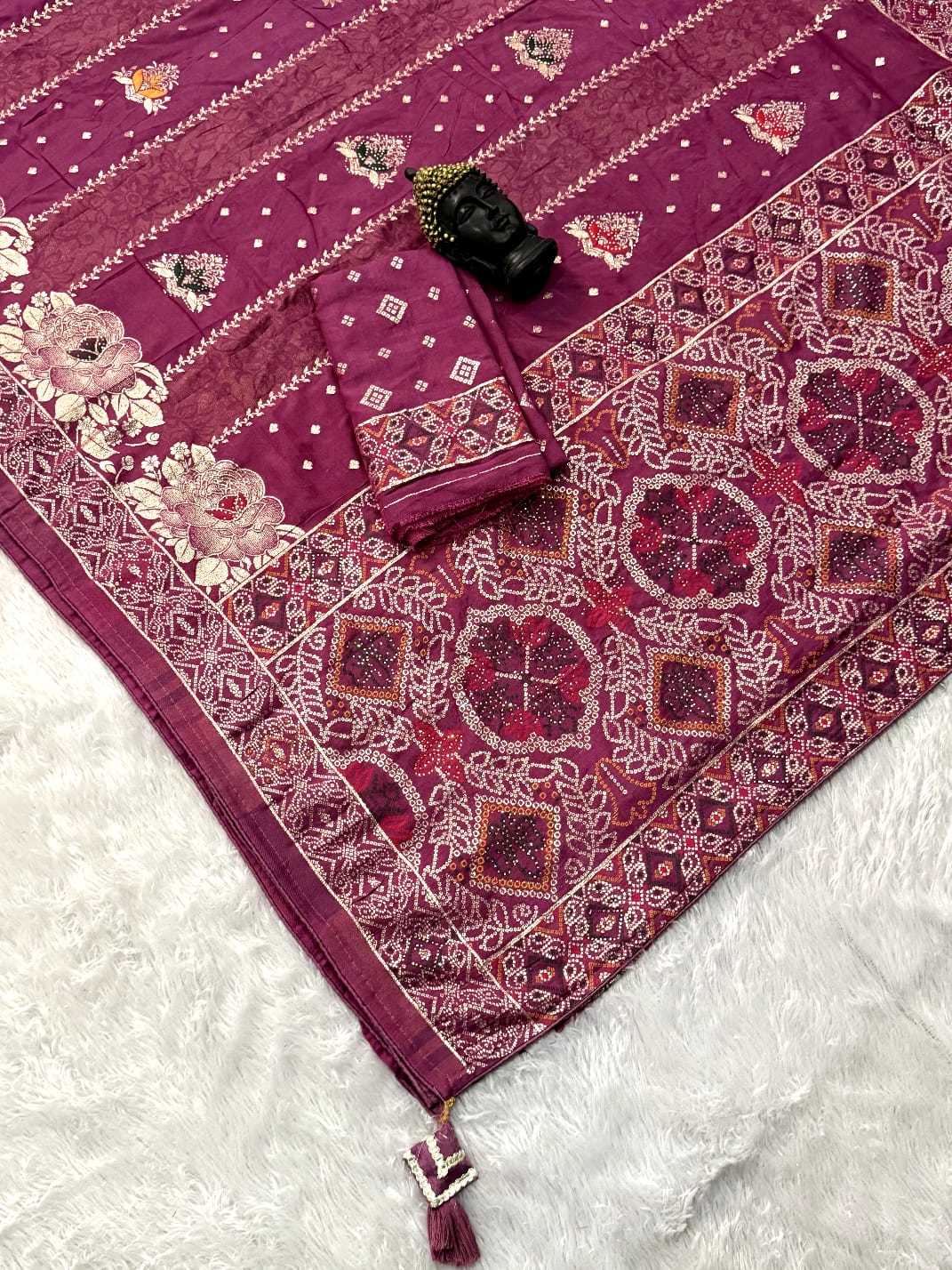 Latest Viscose Floral Saree