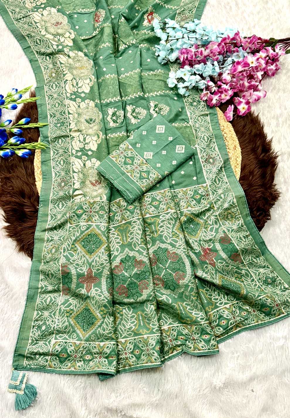 Latest Viscose Floral Saree