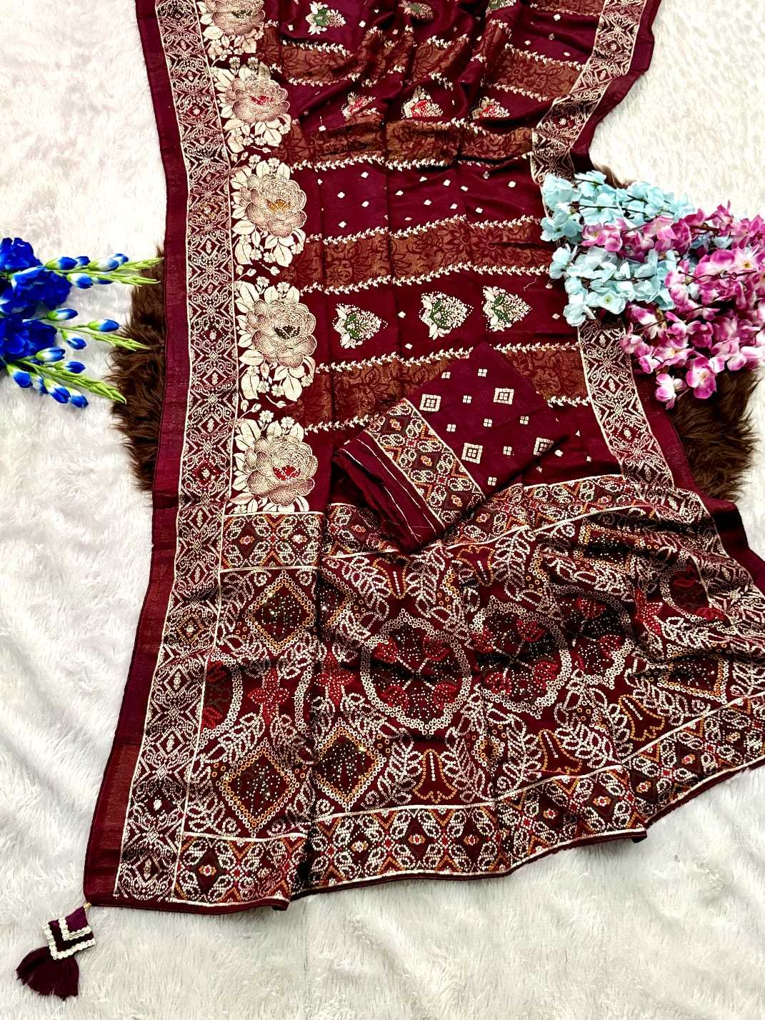 Latest Viscose Floral Saree