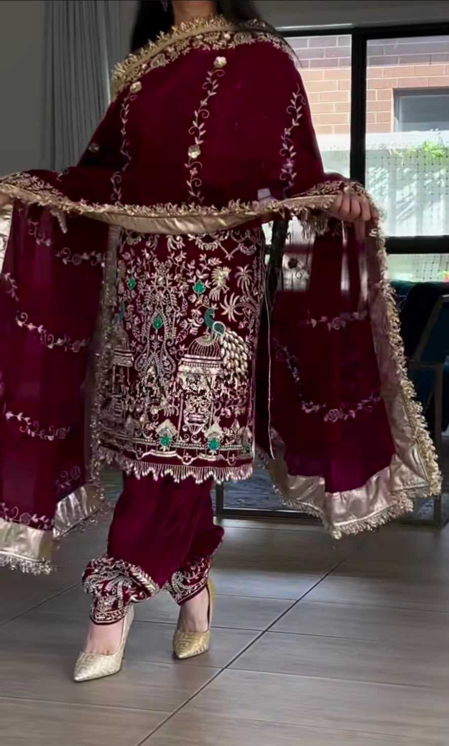Crepe Embroidery Suit