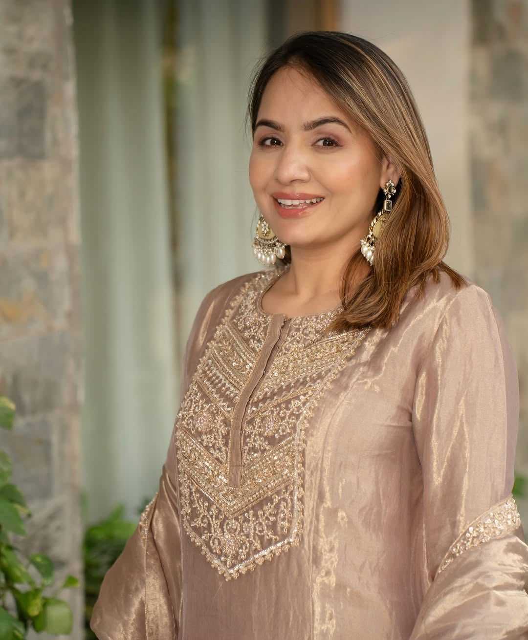 Fendy Embroidery Suit 1243
