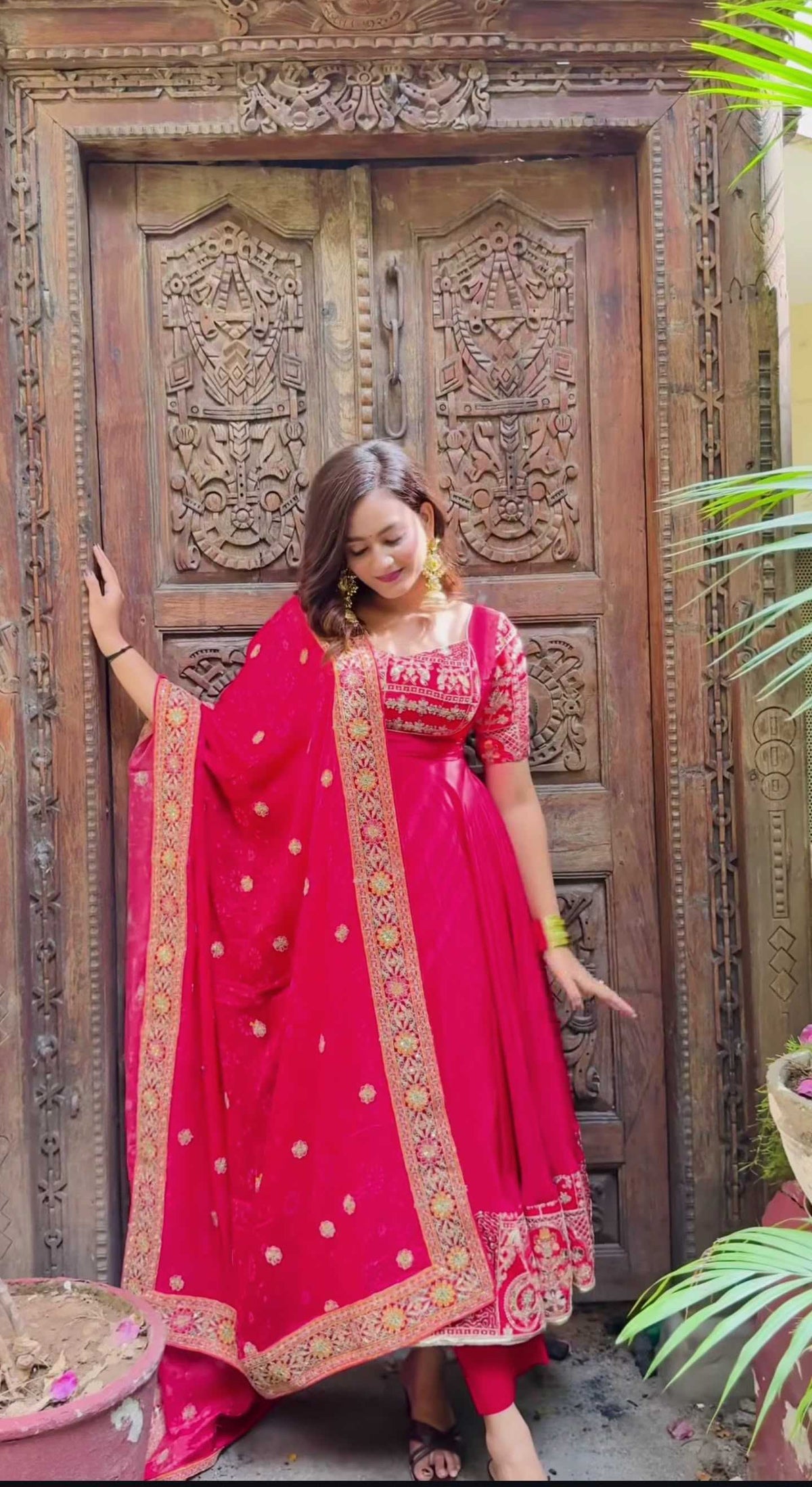 Crepe Embroidery Suit