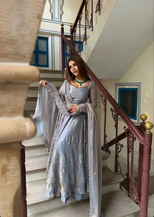 Fendy Palazzo Suit
