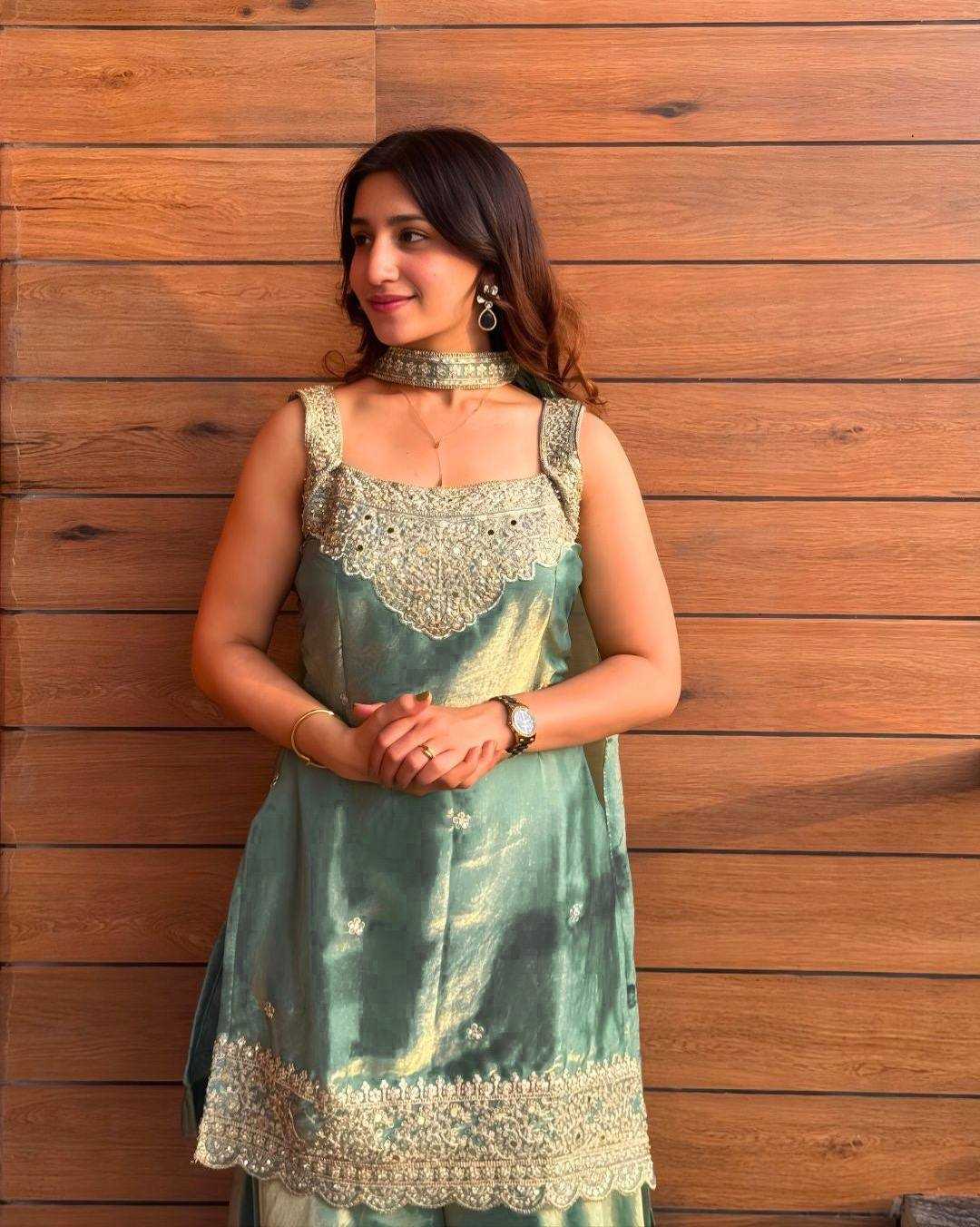 Fendy Embroidery Suit
