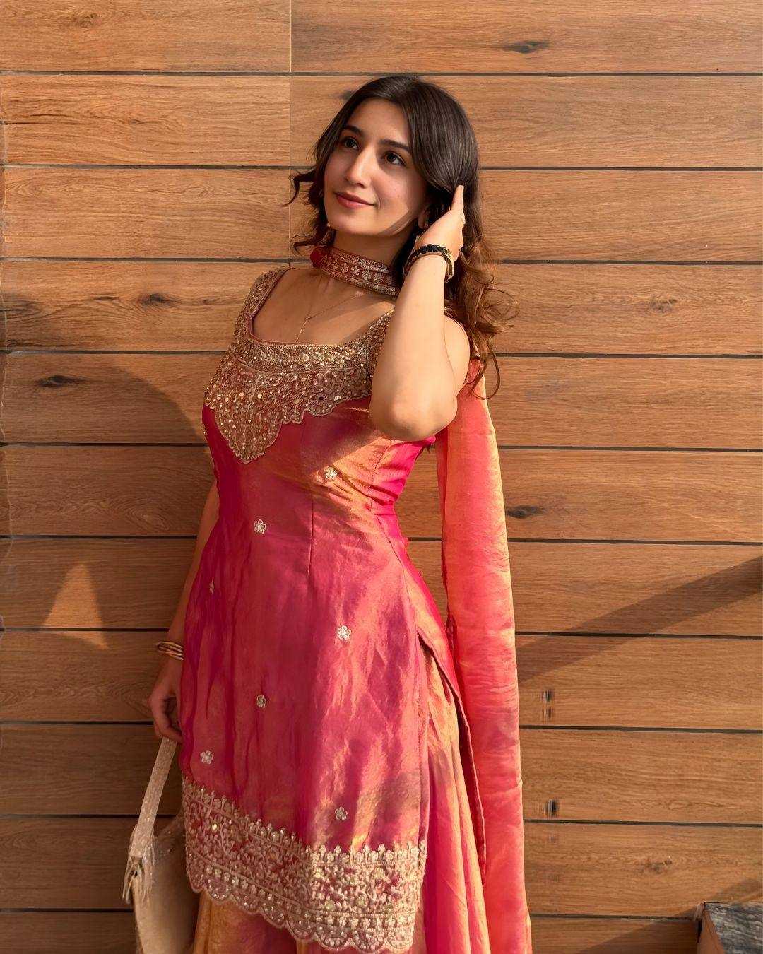 Fendy Embroidery Suit