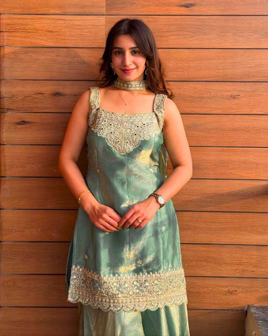 Fendy Embroidery Suit