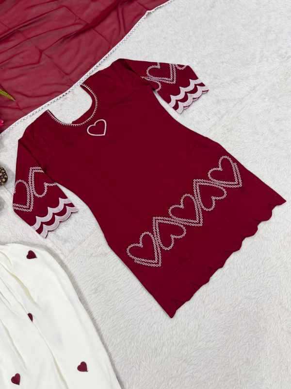 Heavy Roman Silk Embroidery Suit in Red