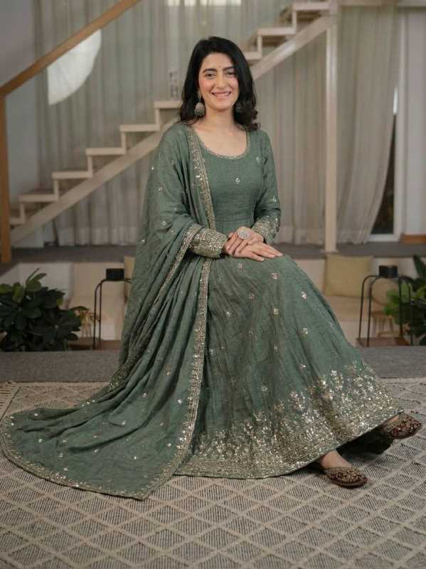 Crunchi Ladies Silk Suit