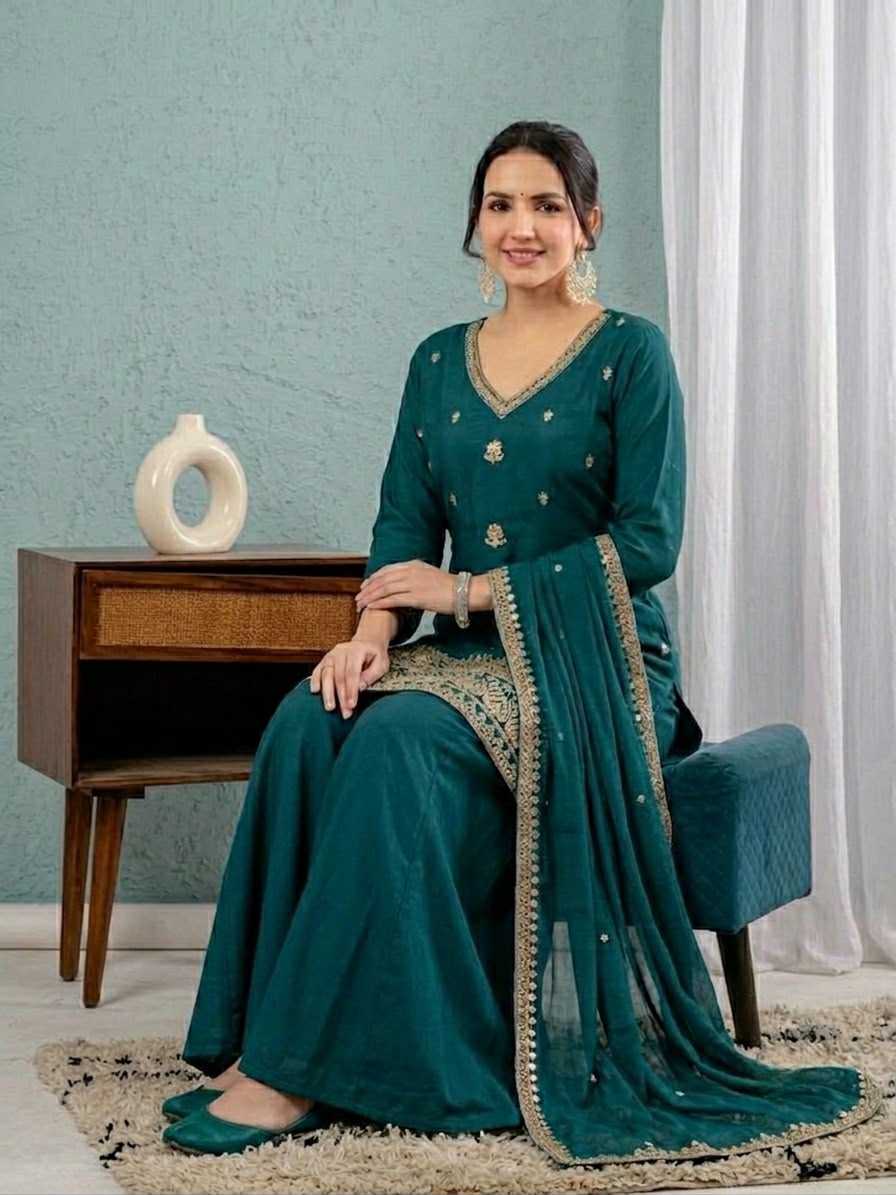 Embroidery Suit