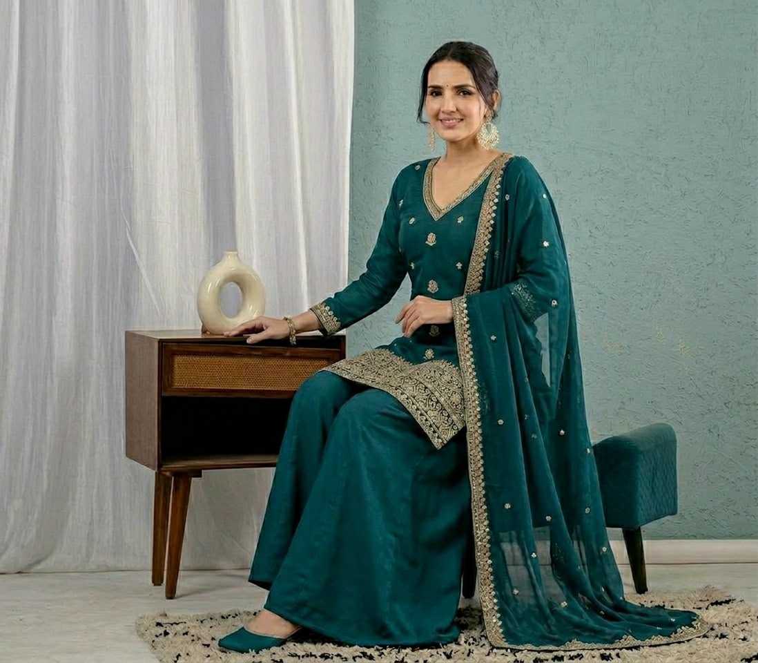 Embroidery Suit
