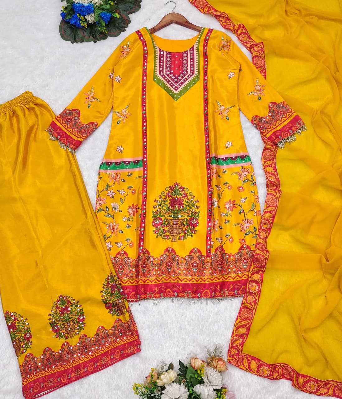 Chinon Silk Printed Suit 9282