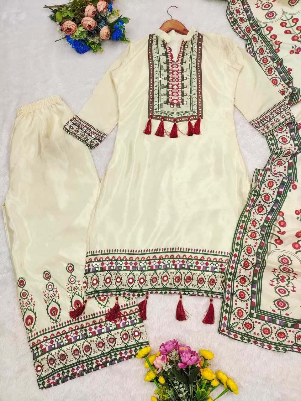 Chinon Silk Printed Suit 9308