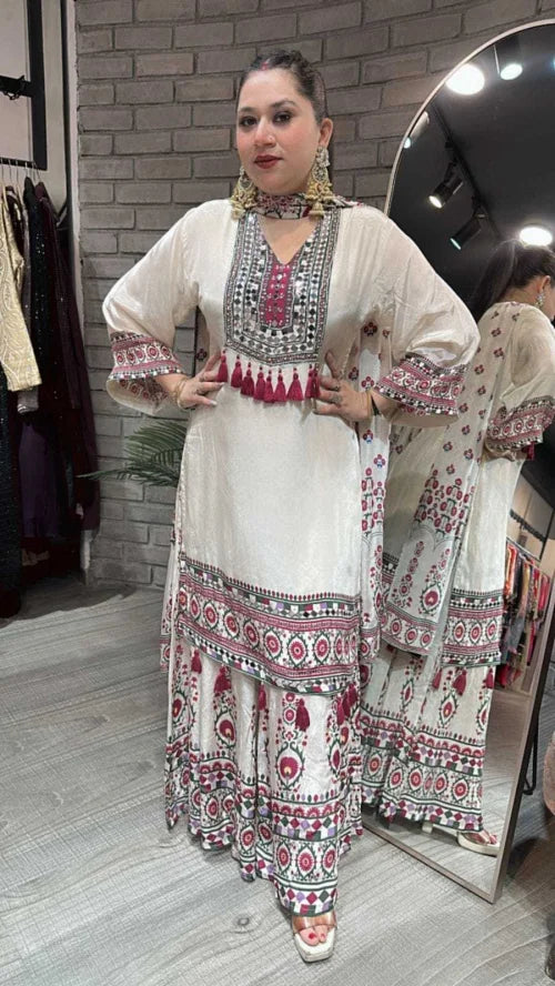Chinon Silk Printed Suit 9308