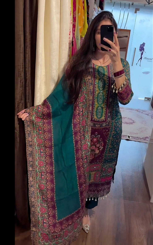 Chinon Silk Printed Suit 9341