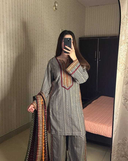 Chinon Silk Printed Suit 9342