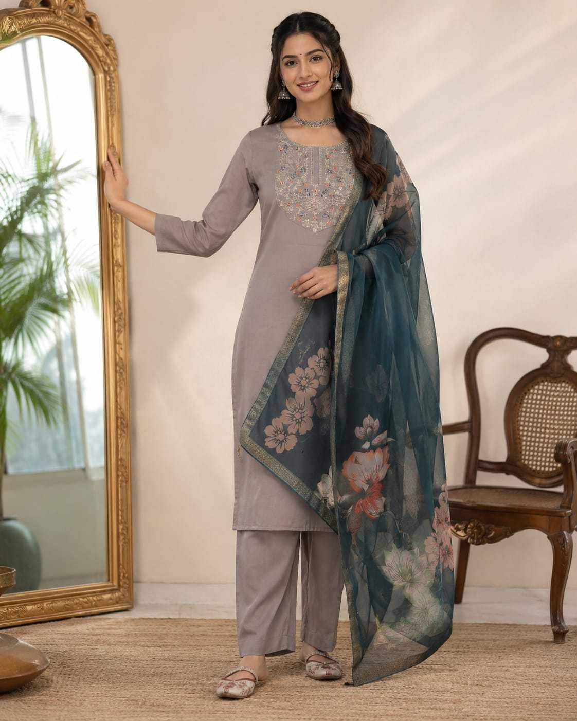 Embroidery Suit