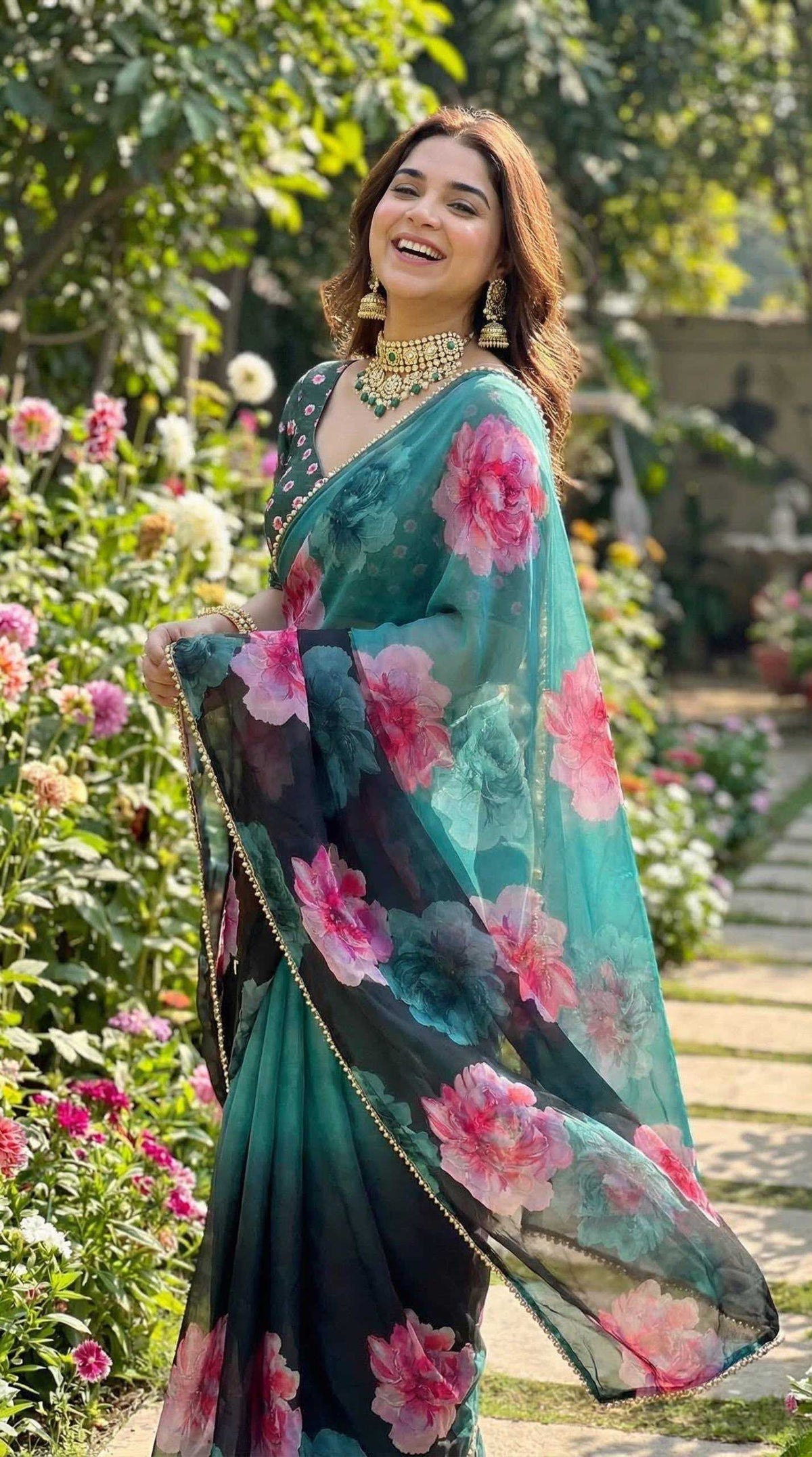 Georgette Printed Saree in White