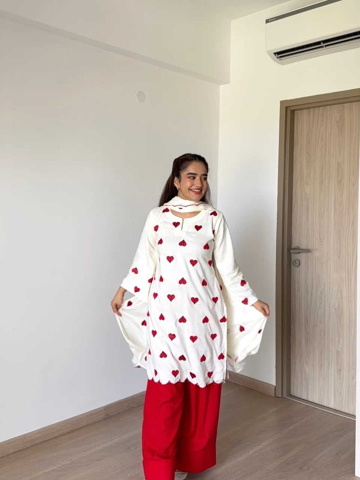 Crepe Embroidery Suit